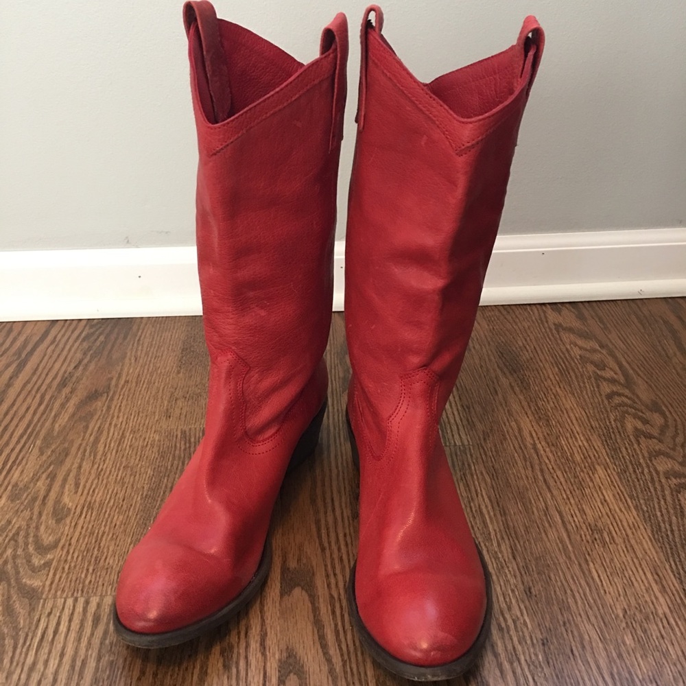 Frye Carson Pull-on Boot